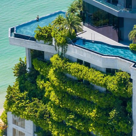 M Hotel Danang Экстерьер фото The rooftop garden