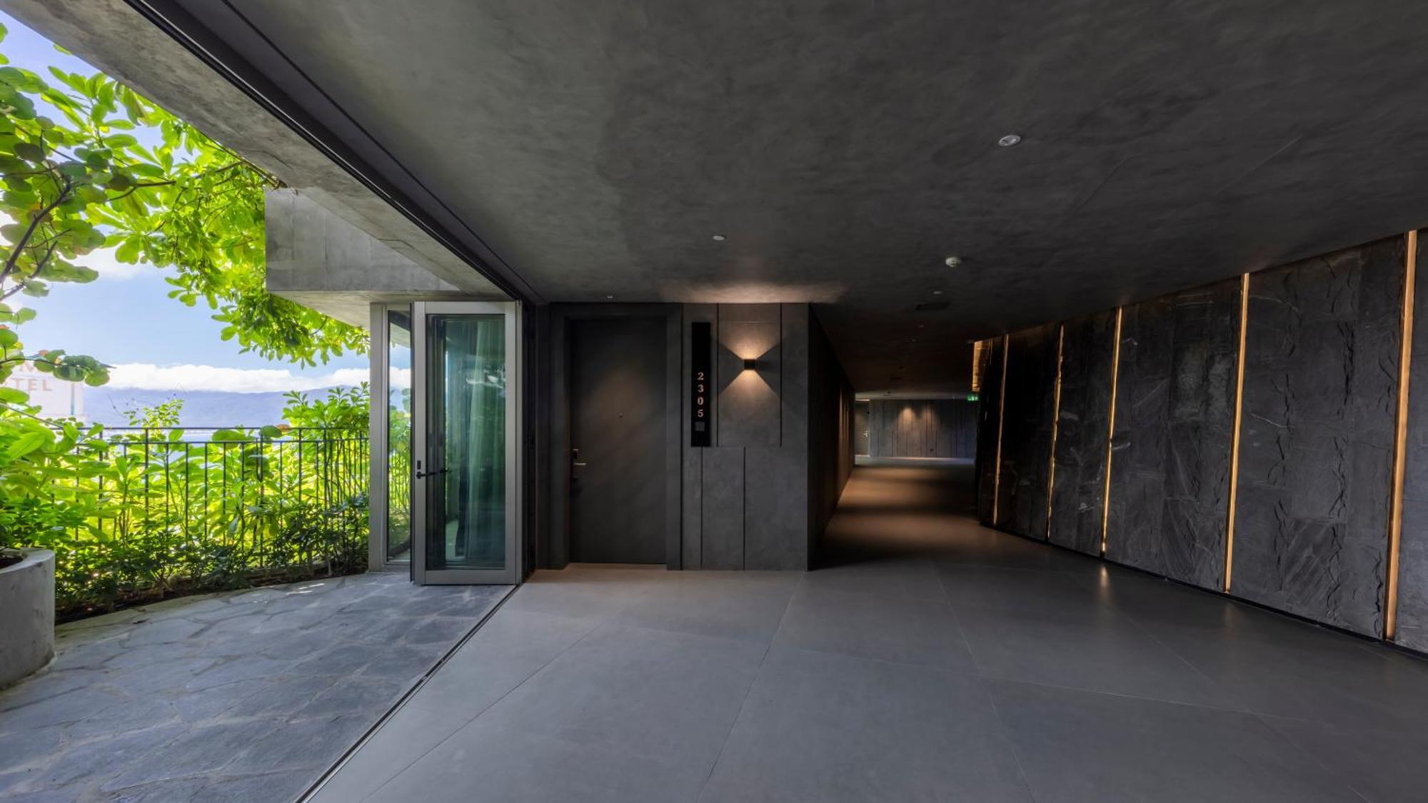 M Hotel Danang Экстерьер фото Interior of the house